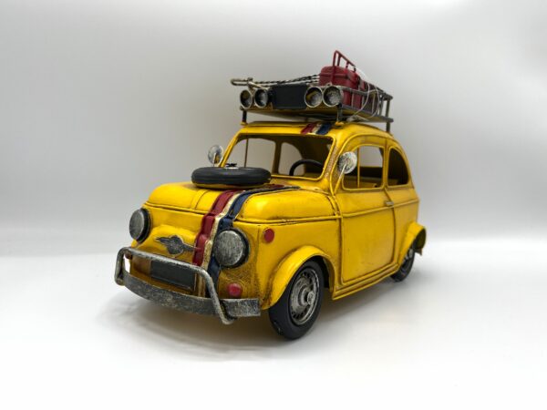 Blikken gele Fiat 500 XL