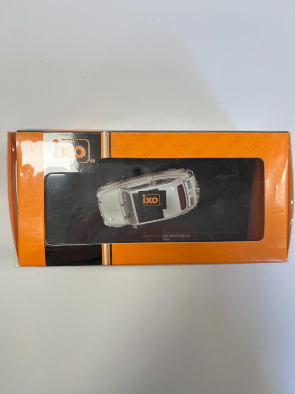 Ixo Fiat 500 modelauto