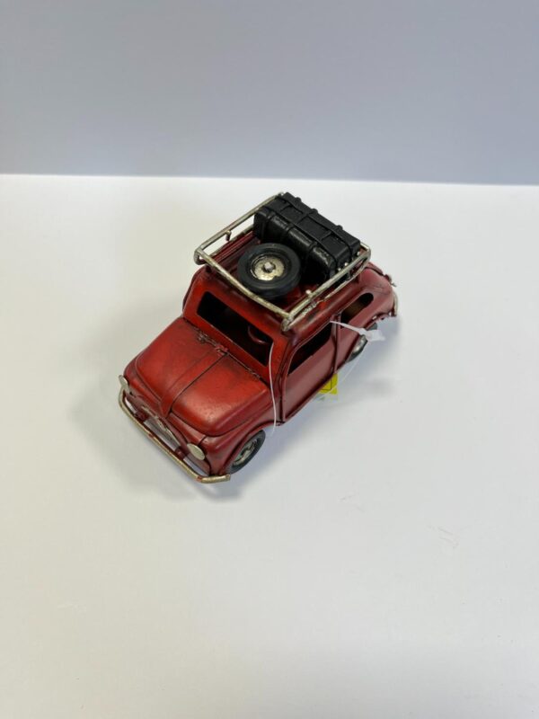 Fiat 500 rood met dakrek