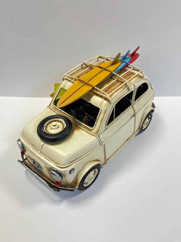 Blikken Fiat 500: wit met surfplanken (groot)