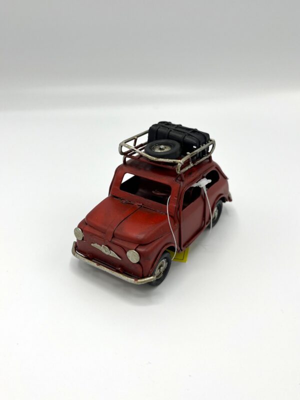 Blikken rode Fiat 500 met dakrek S