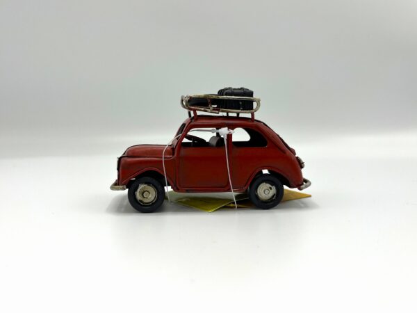Blikken rode Fiat 500 met dakrek S