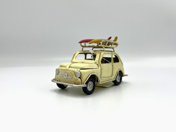 Blikken witte Fiat 500 surfplanken S