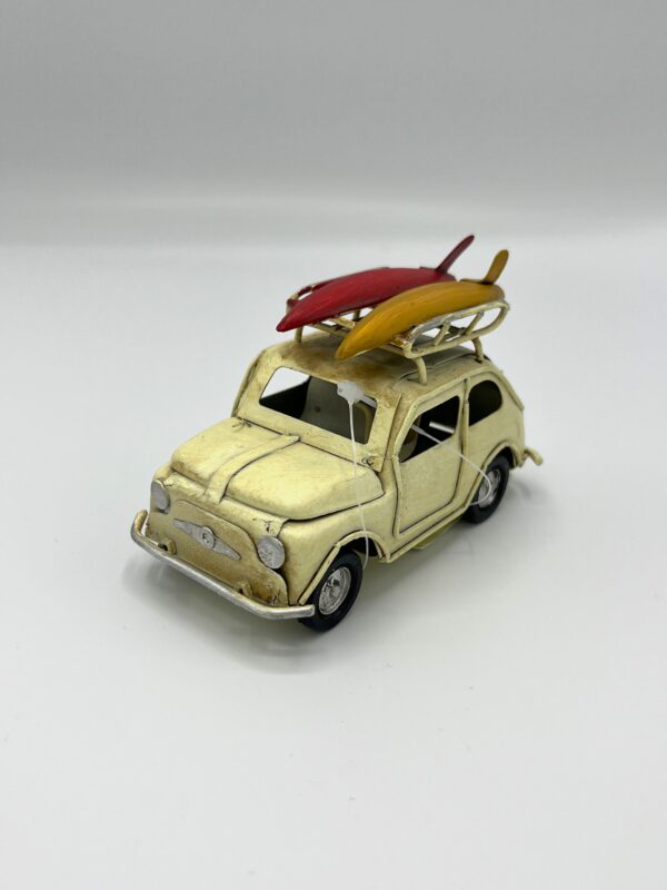 Blikken witte Fiat 500 surfplanken S
