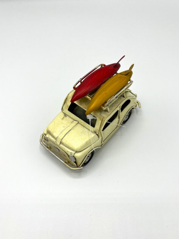 Blikken witte Fiat 500 surfplanken S