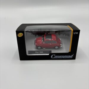 Fiat 500 L model auto rood